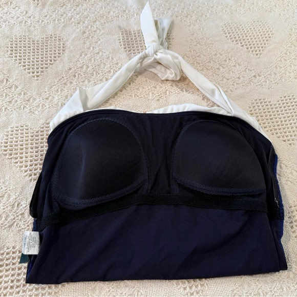 Lauren Ralph Lauren One-Piece Swimsuit Blue & White
Size 10 Tummy Control - Picture 9 of 10